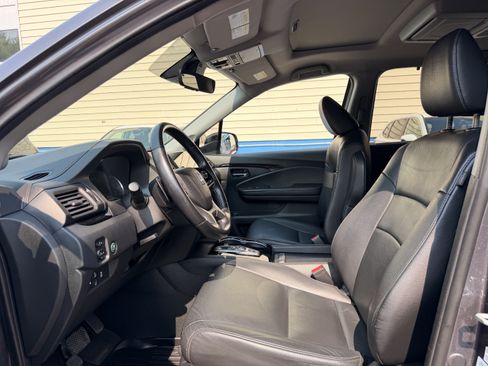 Certified 2021 Honda Pilot Touring image 15