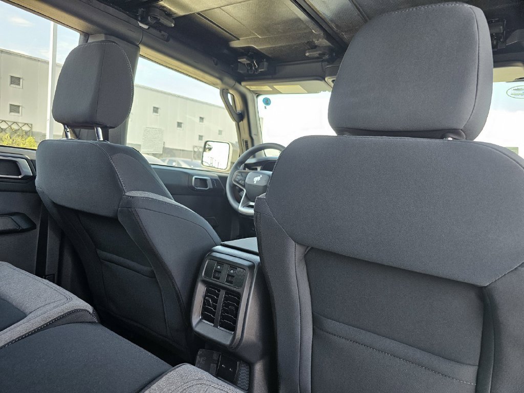 New 2026 Ford Bronco 4-Door AWD/4WD image 15