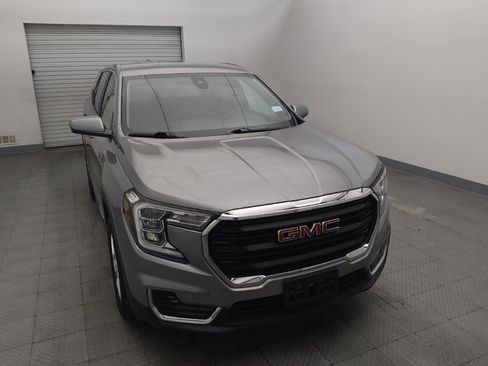 Used 2024 GMC Terrain SLE image 14