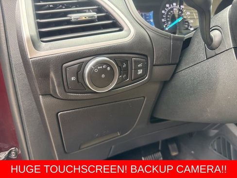 Certified 2024 Ford Edge SEL w/ Convenience Package image 20