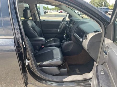 Used 2014 Jeep Compass Sport w/ Power Value Group FWD image 32