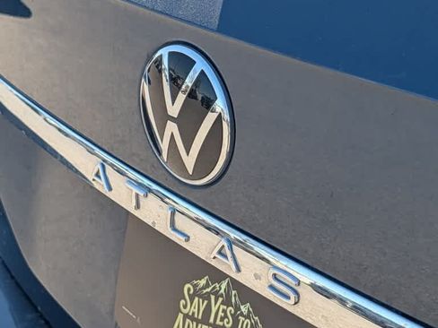 Used 2021 Volkswagen Atlas SE AWD/4WD image 7