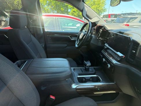 Certified 2023 GMC Sierra 1500 Elevation w/ LPO, Elevation Black Package AWD/4WD image 5