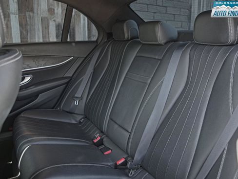 Used 2018 Mercedes-Benz E 300 4MATIC image 25