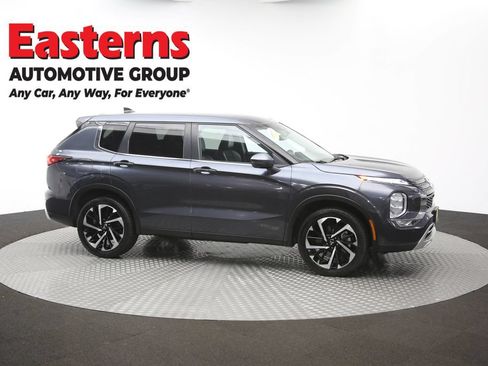 Used 2024 Mitsubishi Outlander SE AWD/4WD image 46