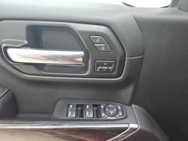 Used 2021 Chevrolet Silverado 1500 LTZ w/ Safety Package II AWD/4WD image 27