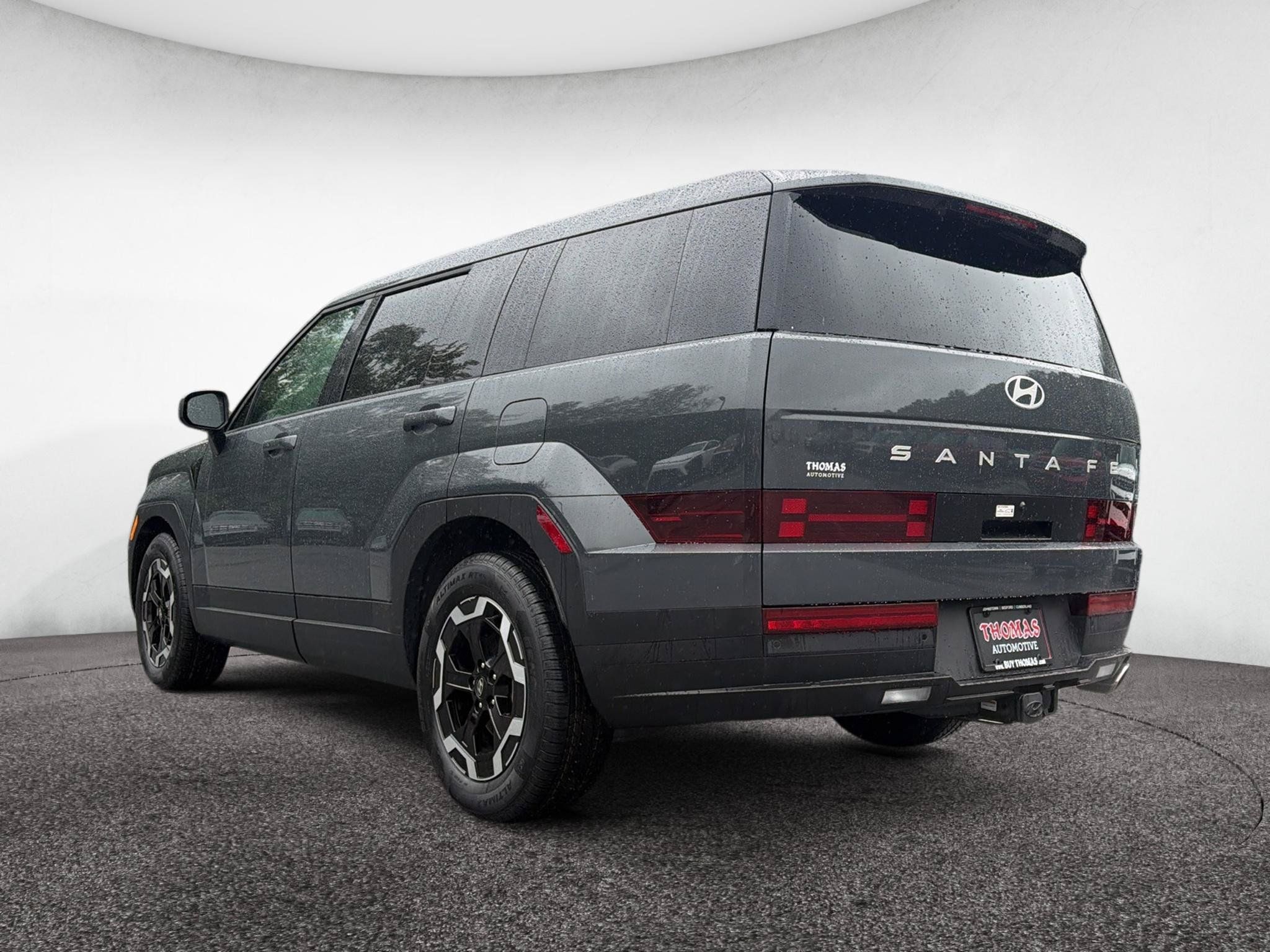 Certified 2025 Hyundai Santa Fe SE AWD/4WD image 5
