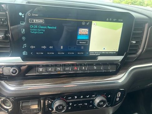 Used 2024 Chevrolet Silverado 2500 LT w/ Z71 Sport Edition AWD/4WD image 18