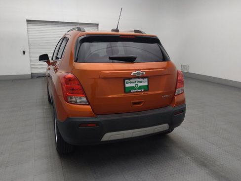 Used 2015 Chevrolet Trax LT w/ LT Plus Package FWD image 6