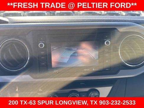 Used 2017 Toyota Tacoma SR5 image 19