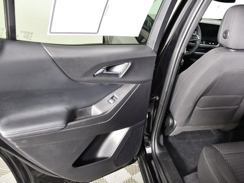 Used 2026 Chevrolet Equinox LT AWD/4WD image 46