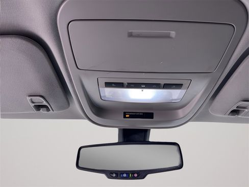 Used 2022 GMC Canyon AT4 image 36