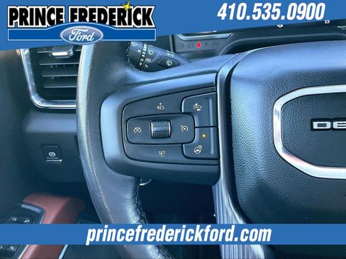 Used 2025 GMC Sierra 3500 Denali Ultimate image 17