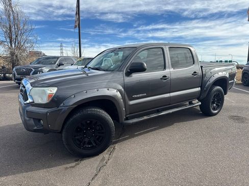 Used 2015 Toyota Tacoma PreRunner w/ SR5 Package image 20