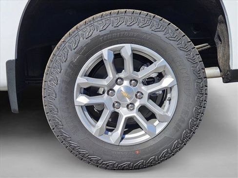 New 2026 Chevrolet Silverado 1500 LT image 10