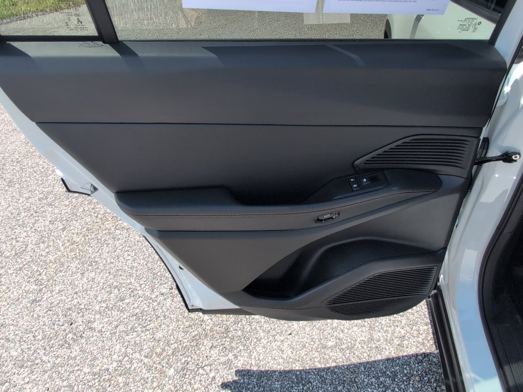 Used 2026 Jeep Cherokee Limited AWD/4WD image 14
