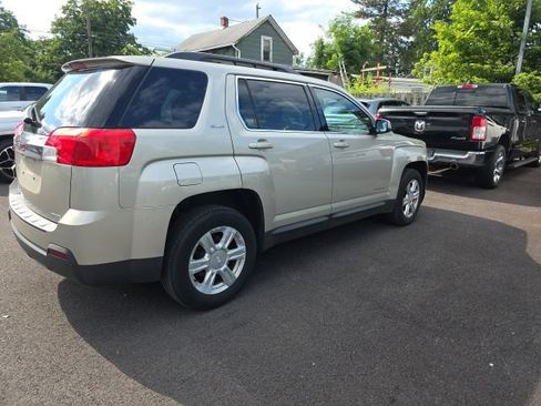 Used 2015 GMC Terrain SLE w/ Convenience Package AWD/4WD image 6