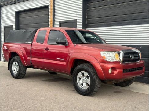 Used 2006 Toyota Tacoma 4x4 Access Cab V6 w/ TRD Off-Road Pkg #1 image 13