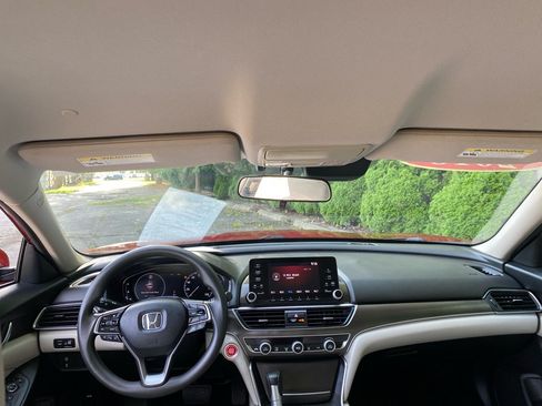 Used 2018 Honda Accord LX image 19