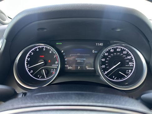 Certified 2020 Toyota Camry XLE w/ Navigation Package image 29