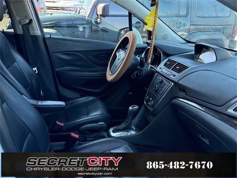 Used 2013 Buick Encore Premium image 8
