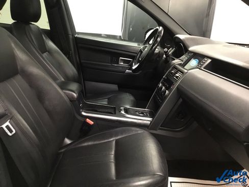 Used 2019 Land Rover Discovery Sport HSE image 37