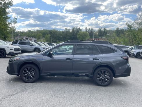 Certified 2025 Subaru Outback Onyx Edition AWD/4WD image 2