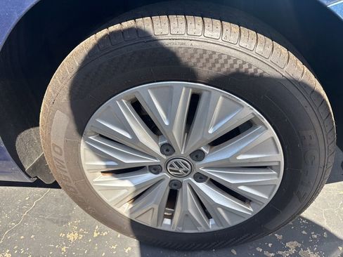 Used 2019 Volkswagen Jetta S w/ Driver Assistance Package FWD image 17