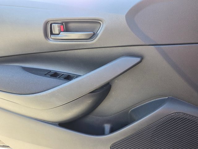 Used 2025 Toyota Corolla LE FWD image 28