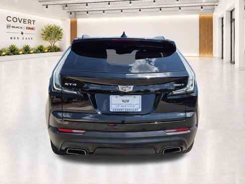 Used 2023 Cadillac XT4 Sport FWD image 12