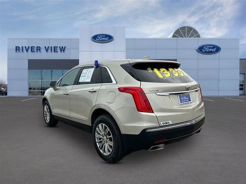 Used 2017 Cadillac XT5 Luxury w/ Driver Awareness Package image 4
