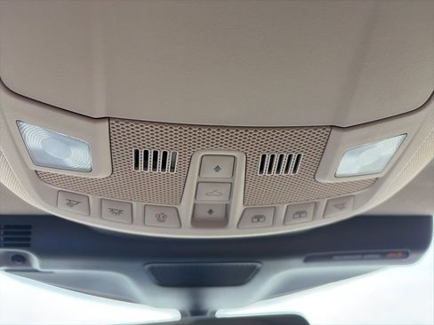 Used 2023 Lincoln Nautilus Reserve w/ Equipment Group 202A AWD/4WD image 23