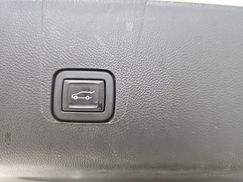 Used 2023 Chevrolet Traverse LT w/ LPO, Floor Liner Package AWD/4WD image 18