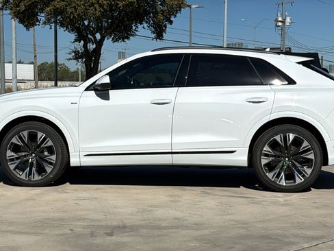 New 2026 Audi Q8 Premium Plus image 4