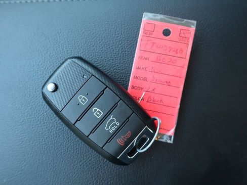 Used 2020 Kia Sorento LX w/ LX I4 Convenience Package AWD/4WD image 45
