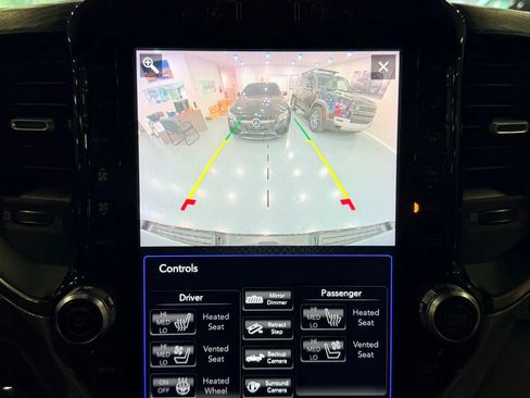 Used 2020 RAM 1500 Limited w/ Black Appearance Package RWD image 29