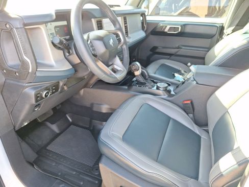 Used 2024 Ford Bronco Outer Banks image 16