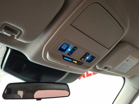 Used 2020 Ford Explorer XLT w/ Comfort Package image 27