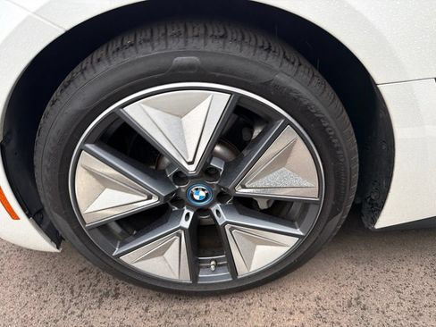 Certified 2023 BMW i4 eDrive40 w/ Premium Package RWD image 9
