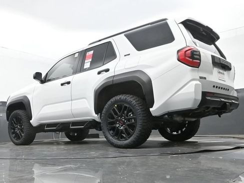 New 2026 Toyota 4Runner SR5 RWD image 23