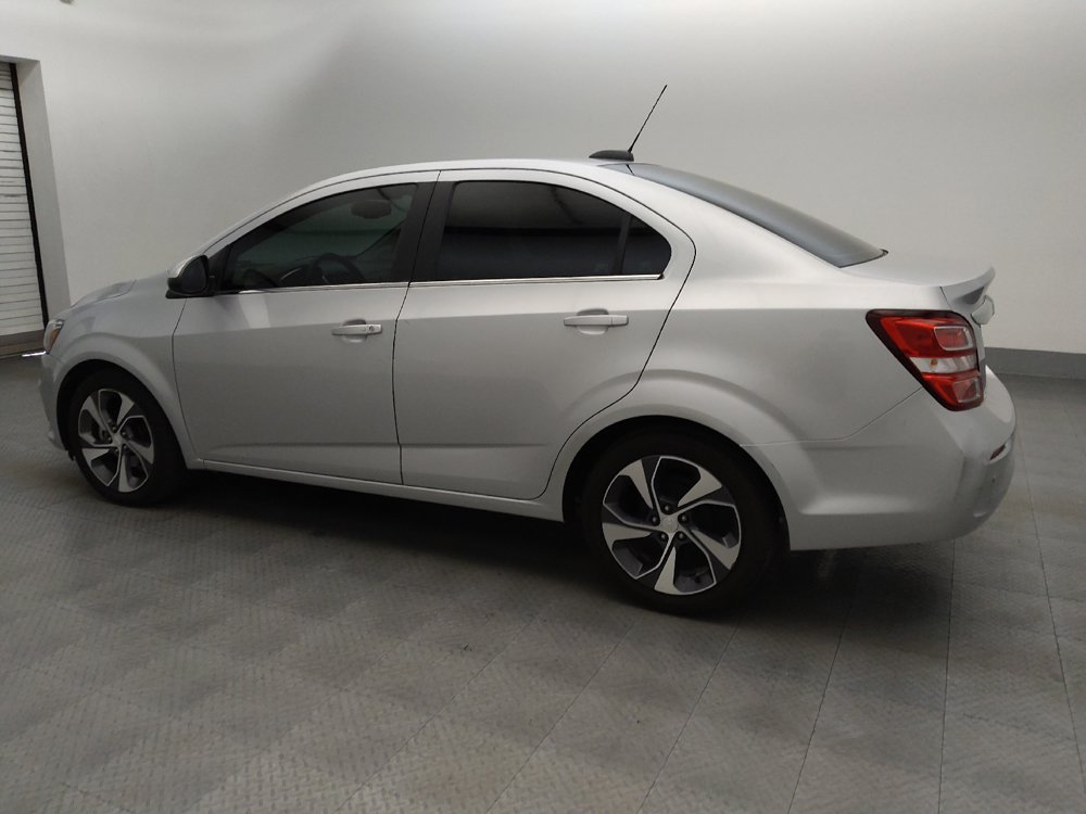 Used 2020 Chevrolet Sonic Premier FWD image 3