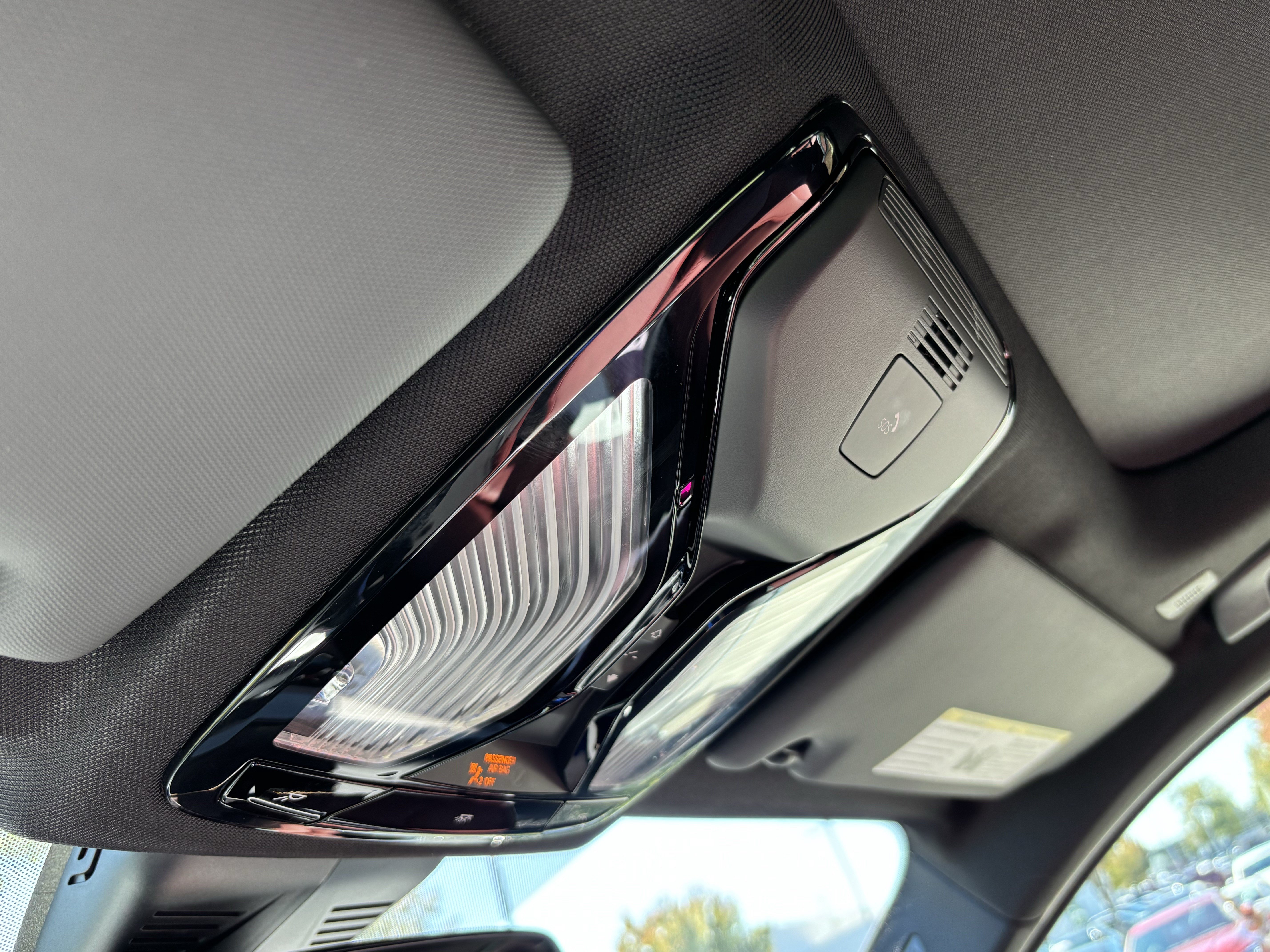 Certified 2025 BMW 330i Sedan RWD image 28