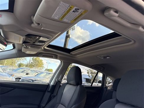 Used 2021 Subaru Crosstrek 2.0i Premium w/ Moonroof Package image 22