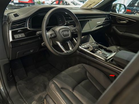 New 2025 Audi Q8 Premium Plus image 26