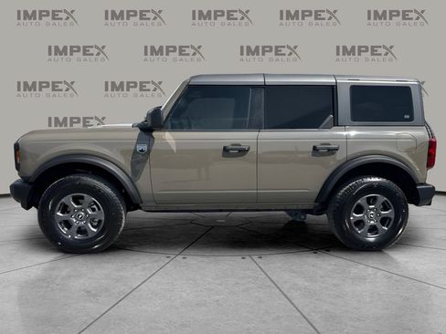 Used 2025 Ford Bronco Big Bend AWD/4WD image 2