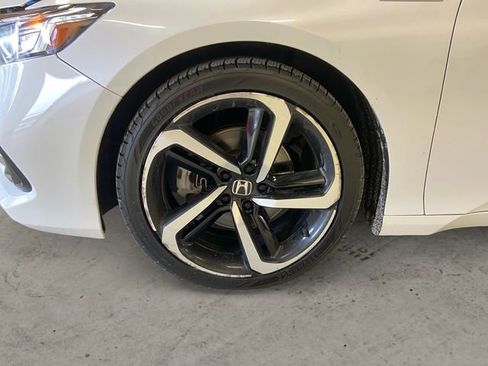 Used 2022 Honda Accord Sport image 15