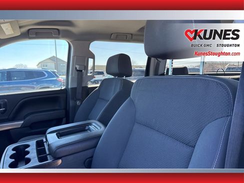 Used 2018 Chevrolet Silverado 1500 LT w/ All Star Edition AWD/4WD image 36