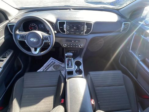 Used 2018 Kia Sportage LX AWD/4WD image 19