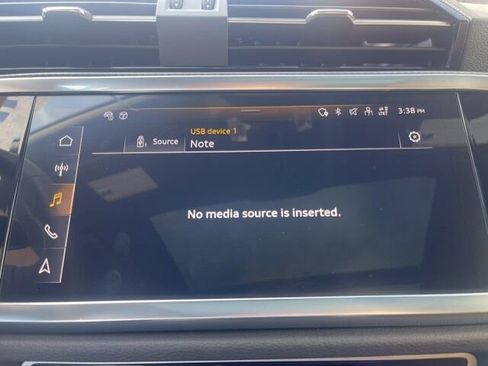 Used 2024 Audi Q3 2.0T Premium Plus w/ Premium Plus Package image 24