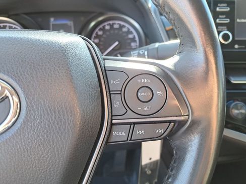 Certified 2021 Toyota Camry SE image 19